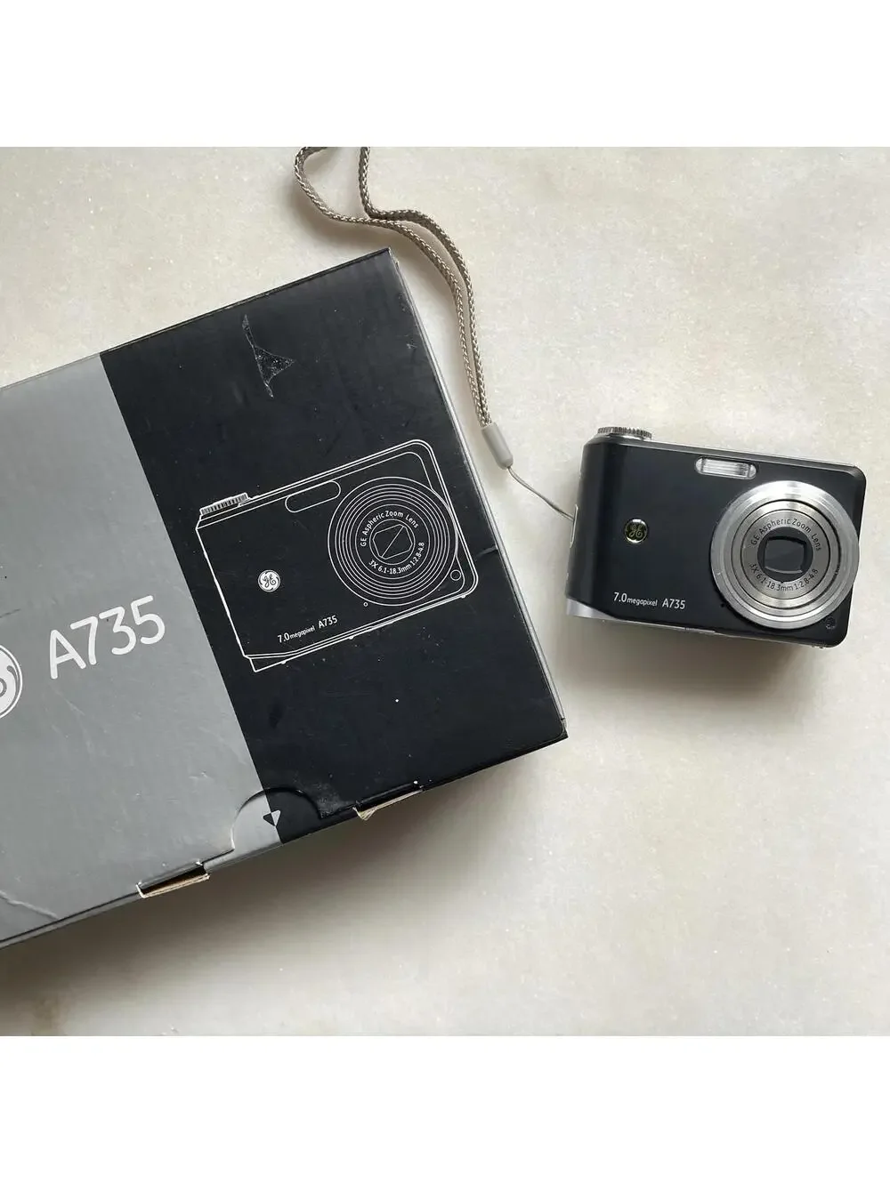 GE General Imaging A735 7.0MP Compact Digital Camera Black TESTED! W/ Box & Docs
